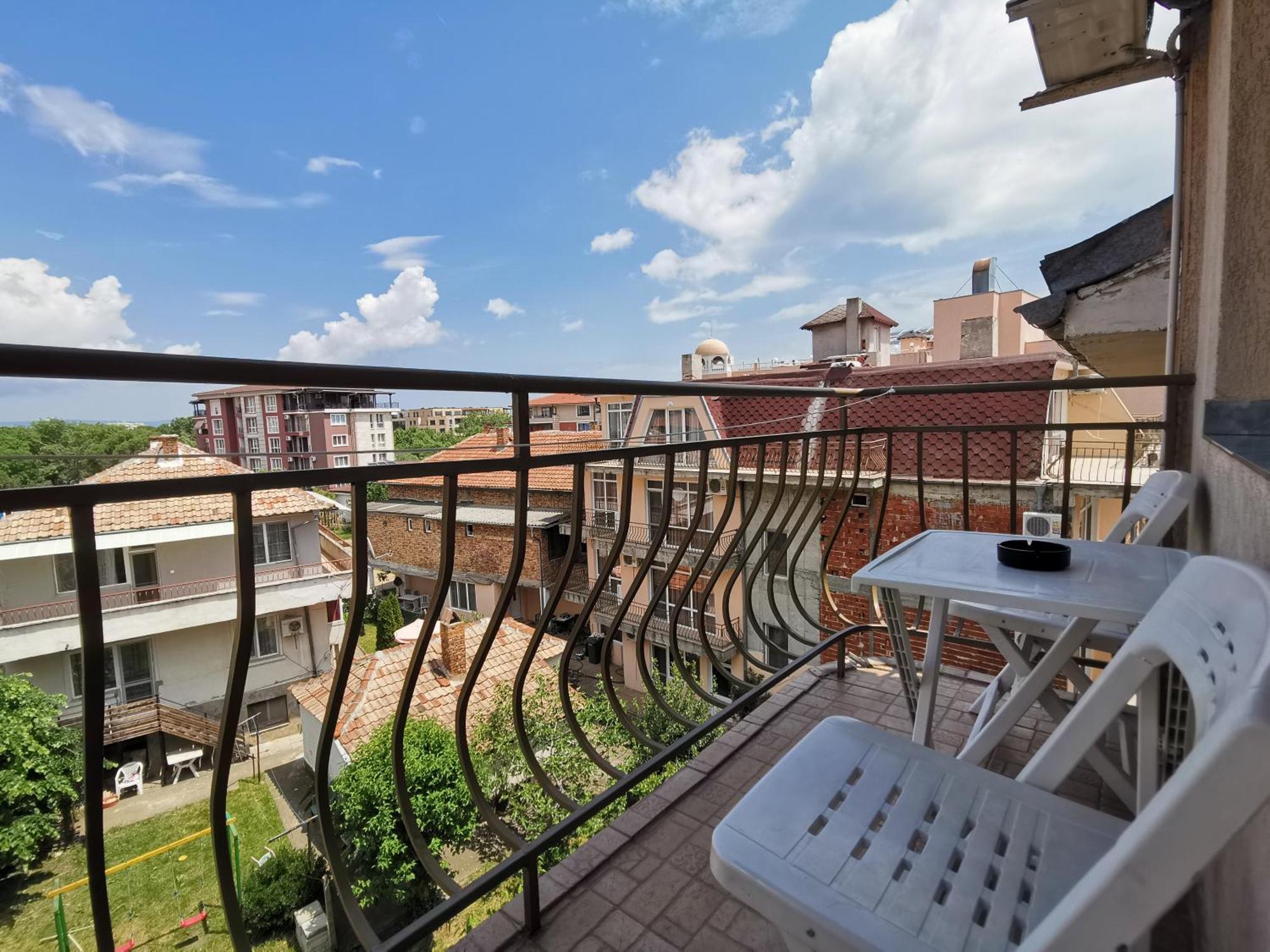 Guest House Georgieva Равда Экстерьер фото